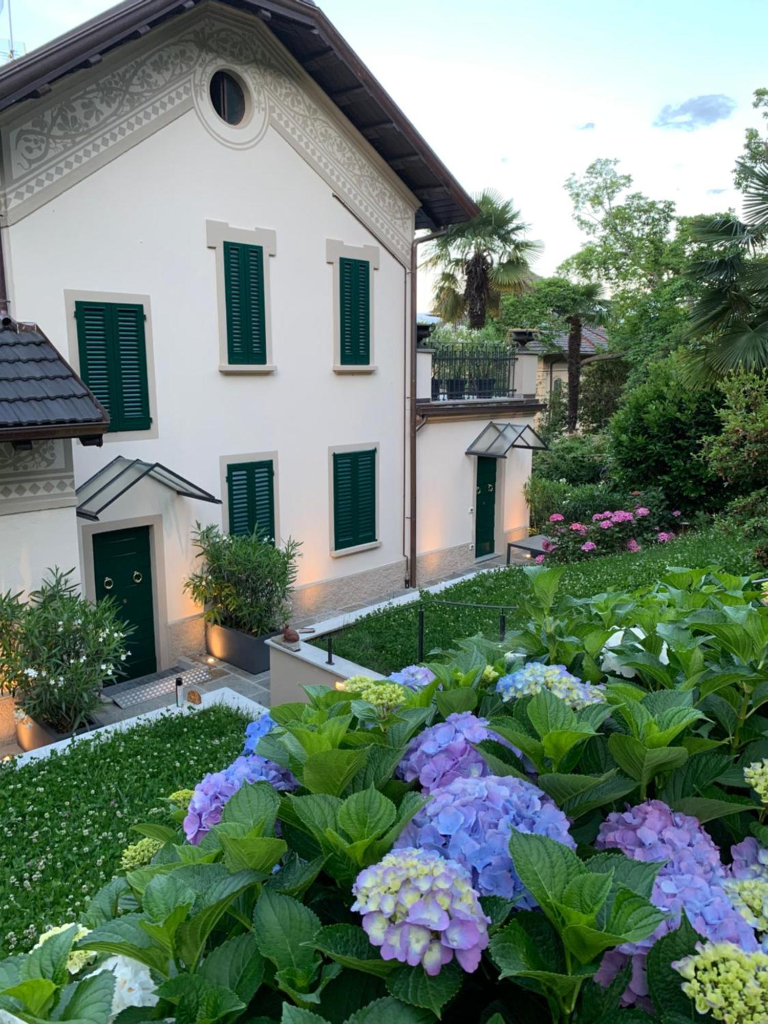 Appartement Giardini Magnolia à Belgirate Extérieur photo