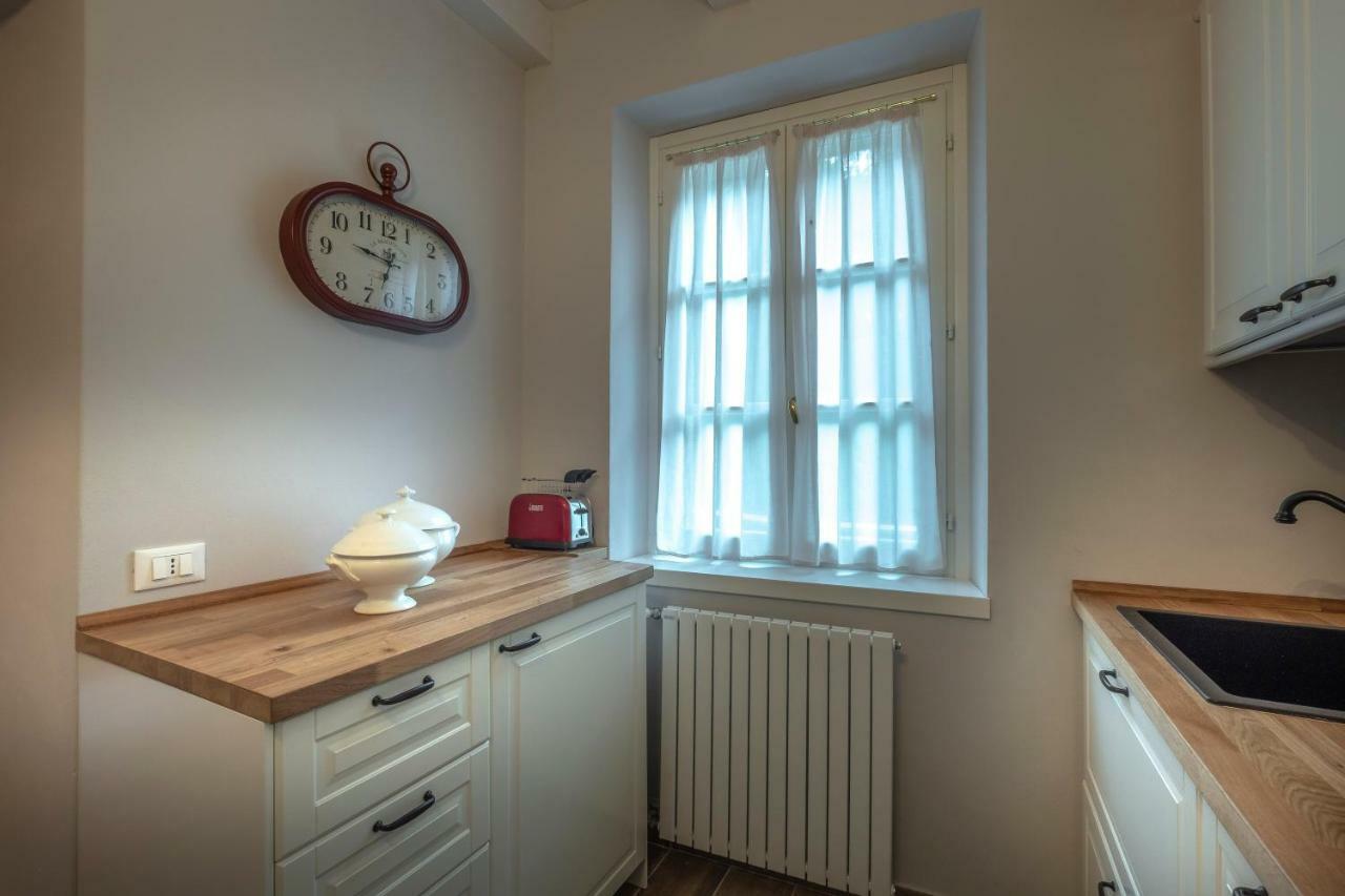 Appartement Giardini Magnolia à Belgirate Extérieur photo