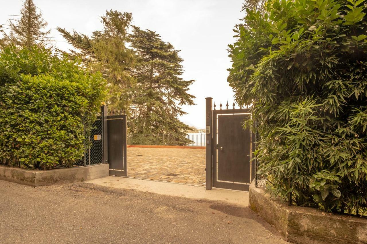 Appartement Giardini Magnolia à Belgirate Extérieur photo