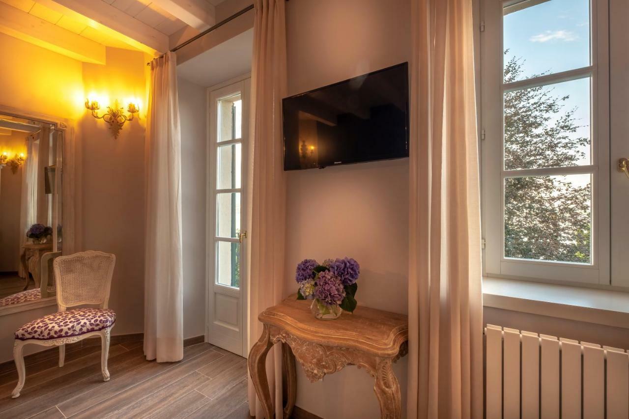 Appartement Giardini Magnolia à Belgirate Extérieur photo