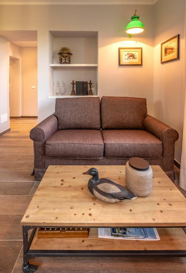 Appartement Giardini Magnolia à Belgirate Extérieur photo